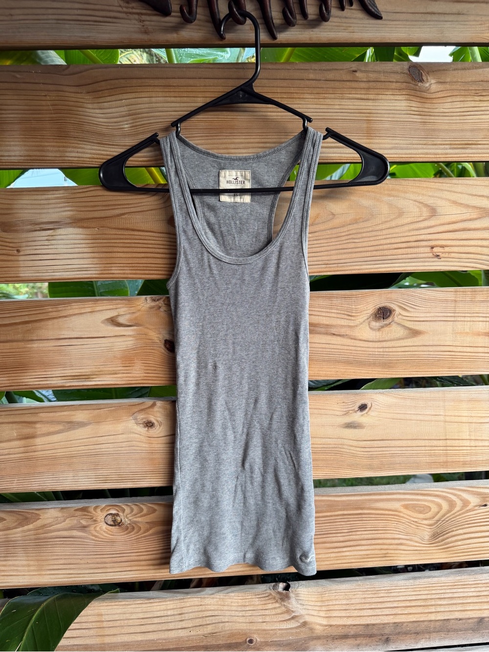Y2K Hollister Light Gray Scoop Neck Racerback Tank
